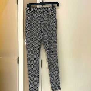 Tommy Hilfiger, size 2 leggings, navy, gold & white print